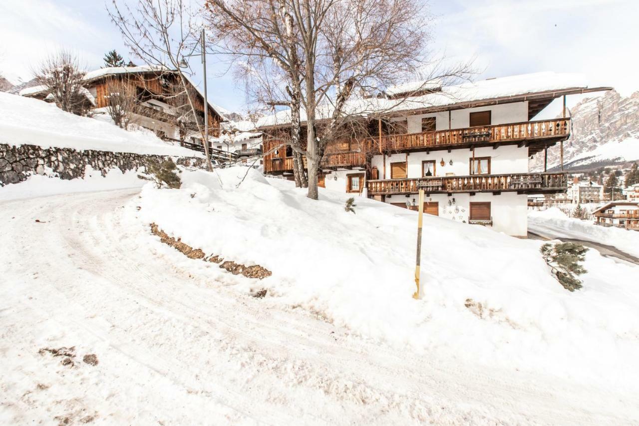 Dolomiti Sweet Lodge Cortina d'Ampezzo Exterior foto